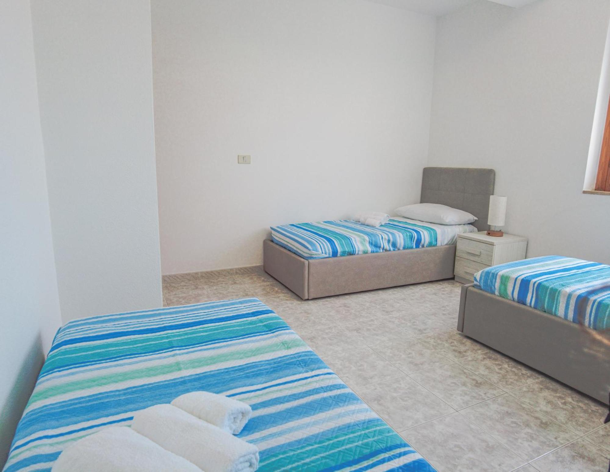 Budget Beds อาลเกโร ภายนอก รูปภาพ