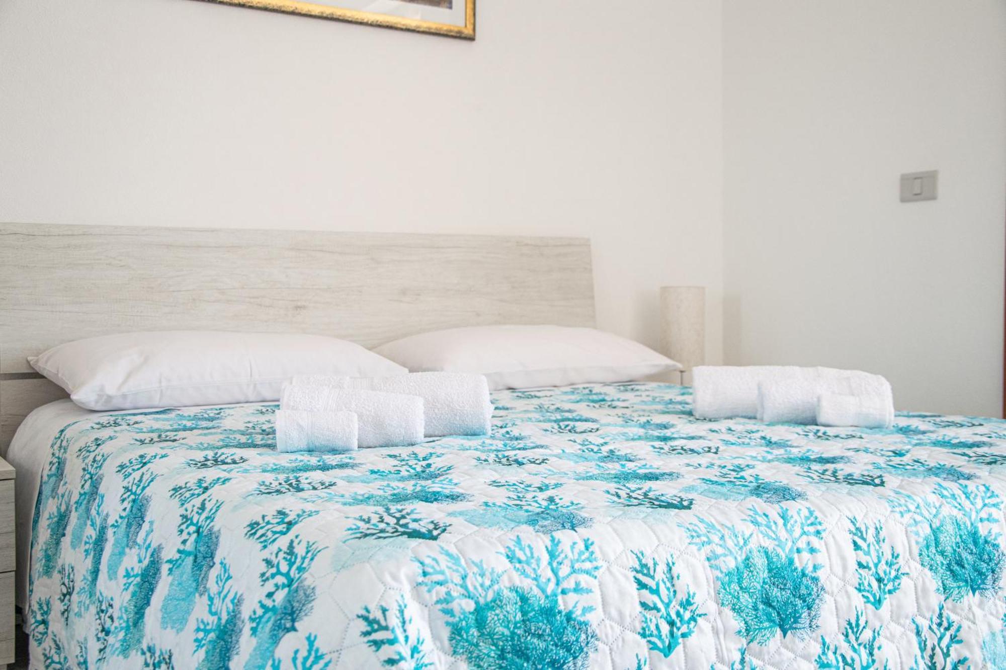 Budget Beds อาลเกโร ภายนอก รูปภาพ