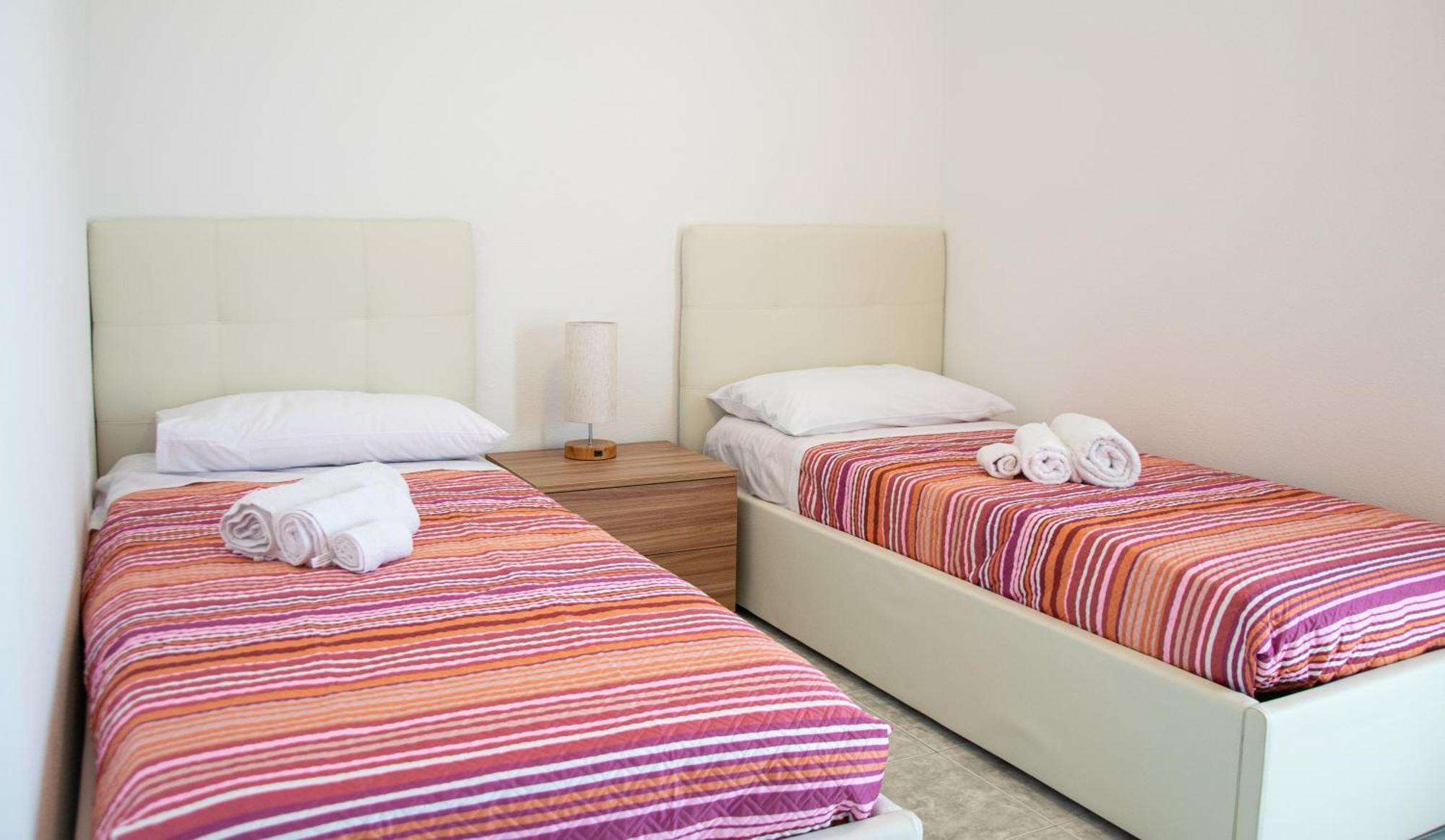 Budget Beds อาลเกโร ภายนอก รูปภาพ